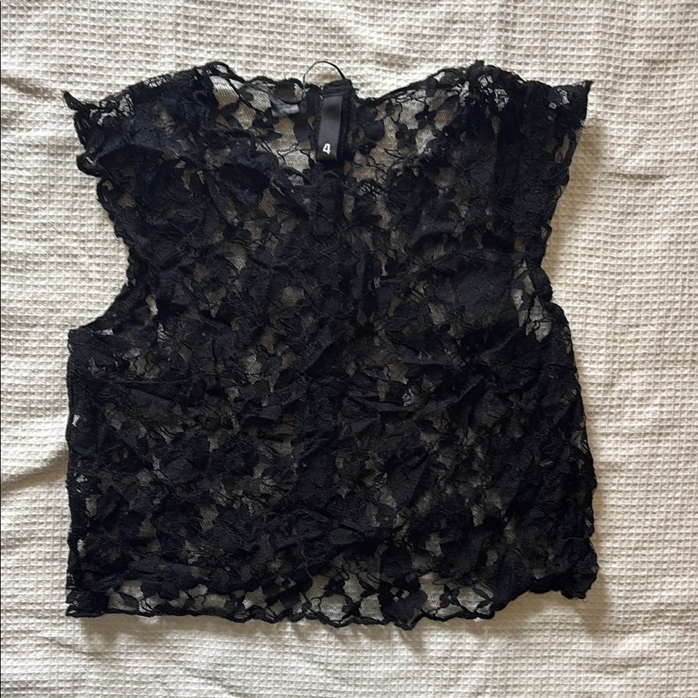 Divided Black Lace Sleeveless Crop Blouse